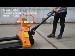 Hand pallet jack with scale